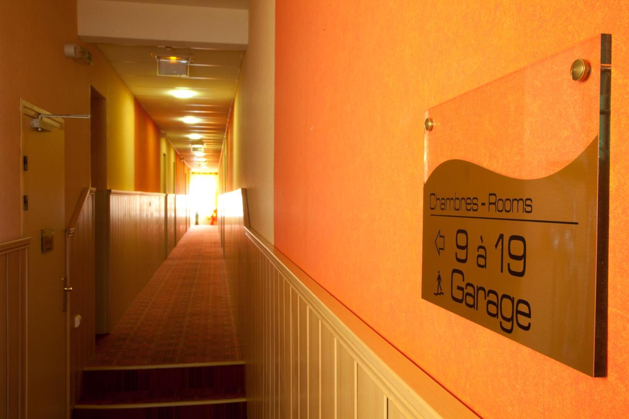 Hotel Bristol ชาลงส์-อ็อง-ชองปาญ ภายนอก รูปภาพ