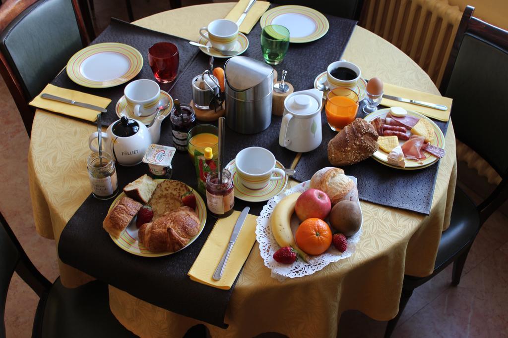 Hotel Bristol ชาลงส์-อ็อง-ชองปาญ ภายนอก รูปภาพ