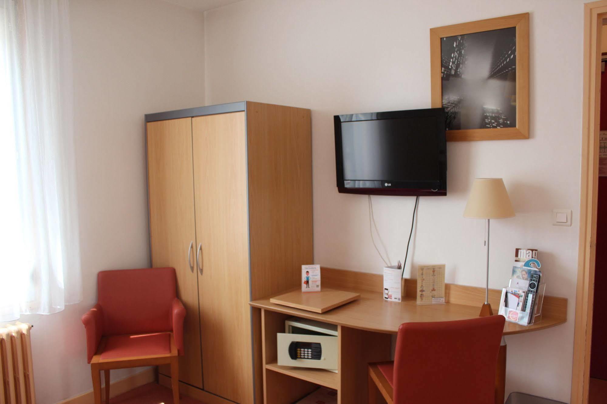 Hotel Bristol ชาลงส์-อ็อง-ชองปาญ ภายนอก รูปภาพ